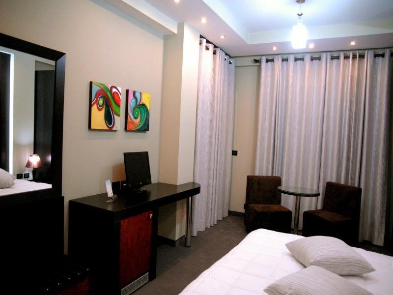 Icon Hotel Vlore Exterior photo