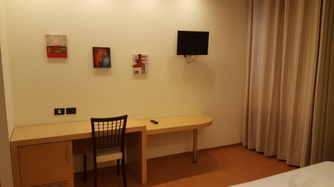 Icon Hotel Vlore Exterior photo